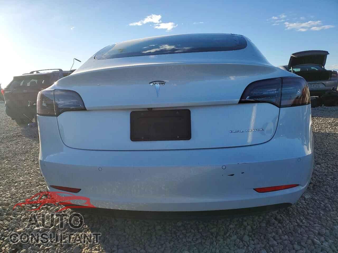 TESLA MODEL 3 2020 - 5YJ3E1EB2LF628128