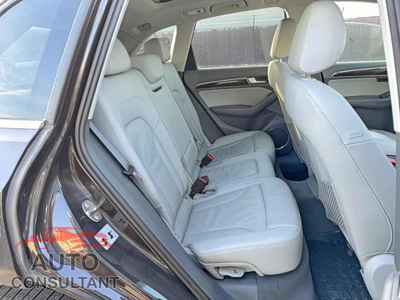 AUDI Q5 2014 - WA1LFAFP7EA070872