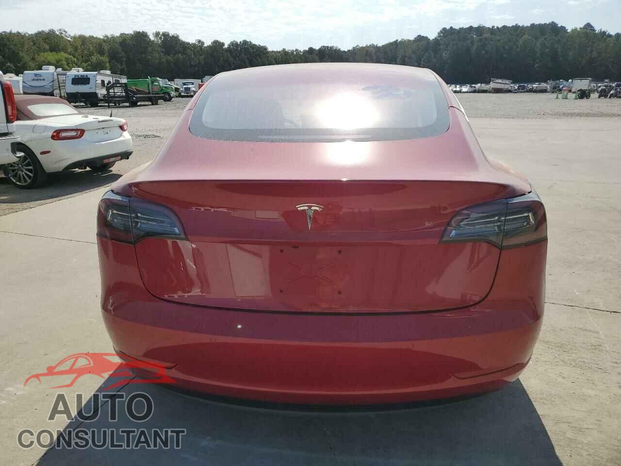 TESLA MODEL 3 2018 - 5YJ3E1EA9JF007182