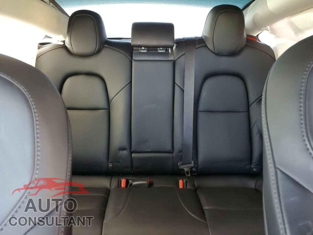 TESLA MODEL 3 2022 - 5YJ3E1EB8NF247547