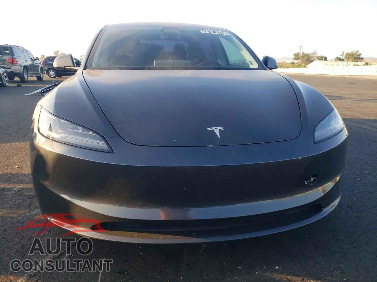 TESLA MODEL 3 2024 - 5YJ3E1EA0RF745366