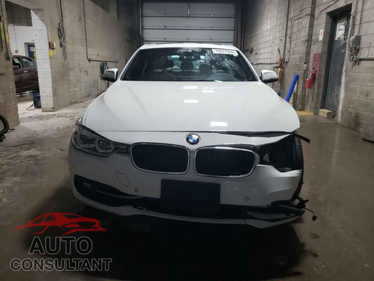 BMW 3 SERIES 2016 - WBA8E3G56GNU00114