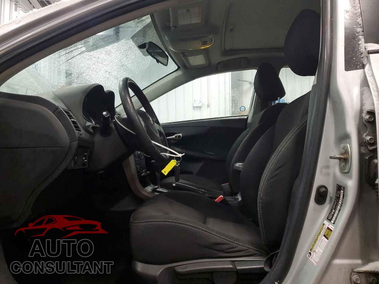 TOYOTA COROLLA 2013 - 2T1BU4EE4DC008574