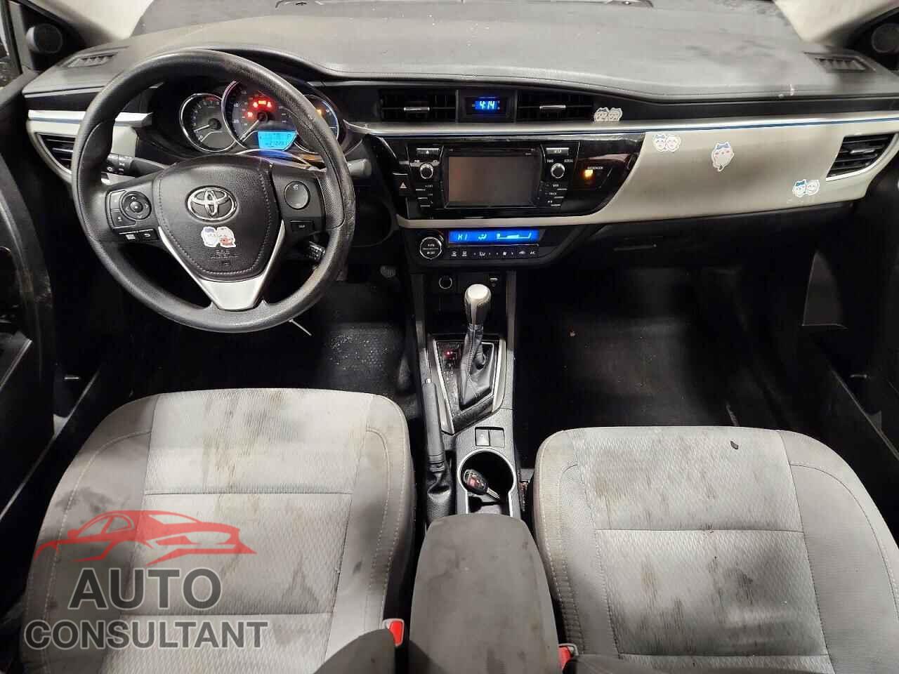 TOYOTA COROLLA 2015 - 2T1BURHE5FC453112