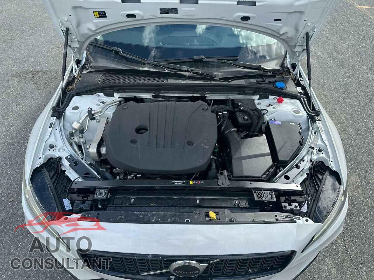 VOLVO S60 CORE 2024 - 7JRL12TK2RG322728