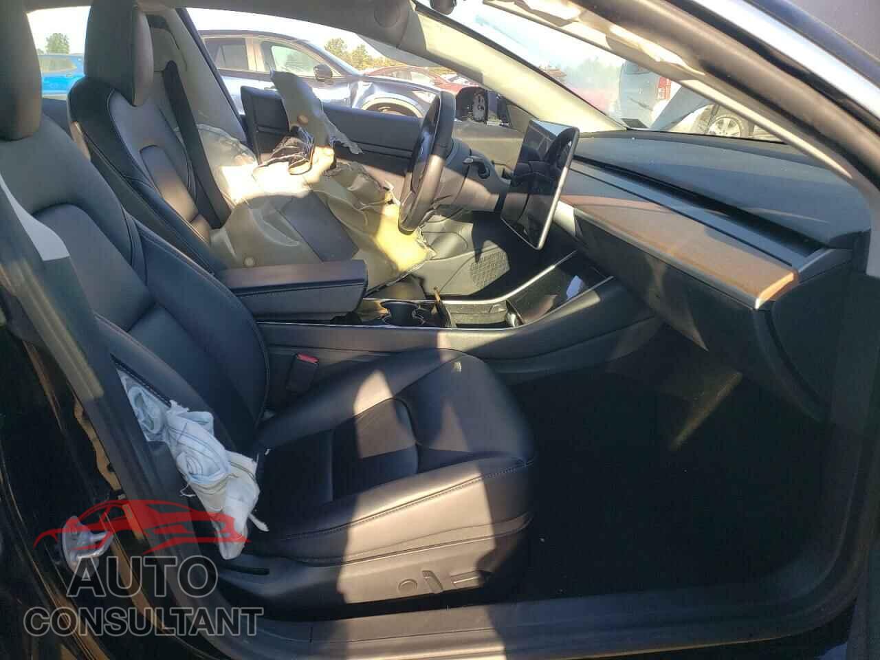TESLA MODEL 3 2020 - 5YJ3E1EBXLF662947