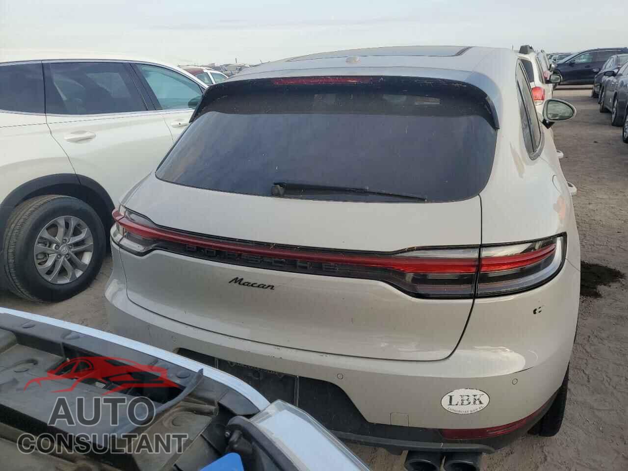 PORSCHE MACAN 2021 - WP1AA2A57MLB00199