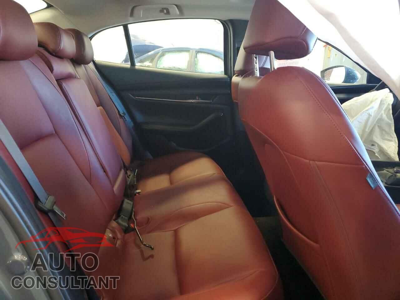 MAZDA 3 2023 - 3MZBPACM6PM383326