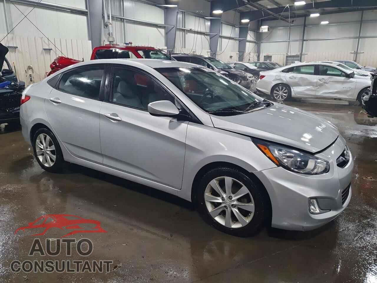 HYUNDAI ACCENT 2012 - KMHCU4AEXCU186464