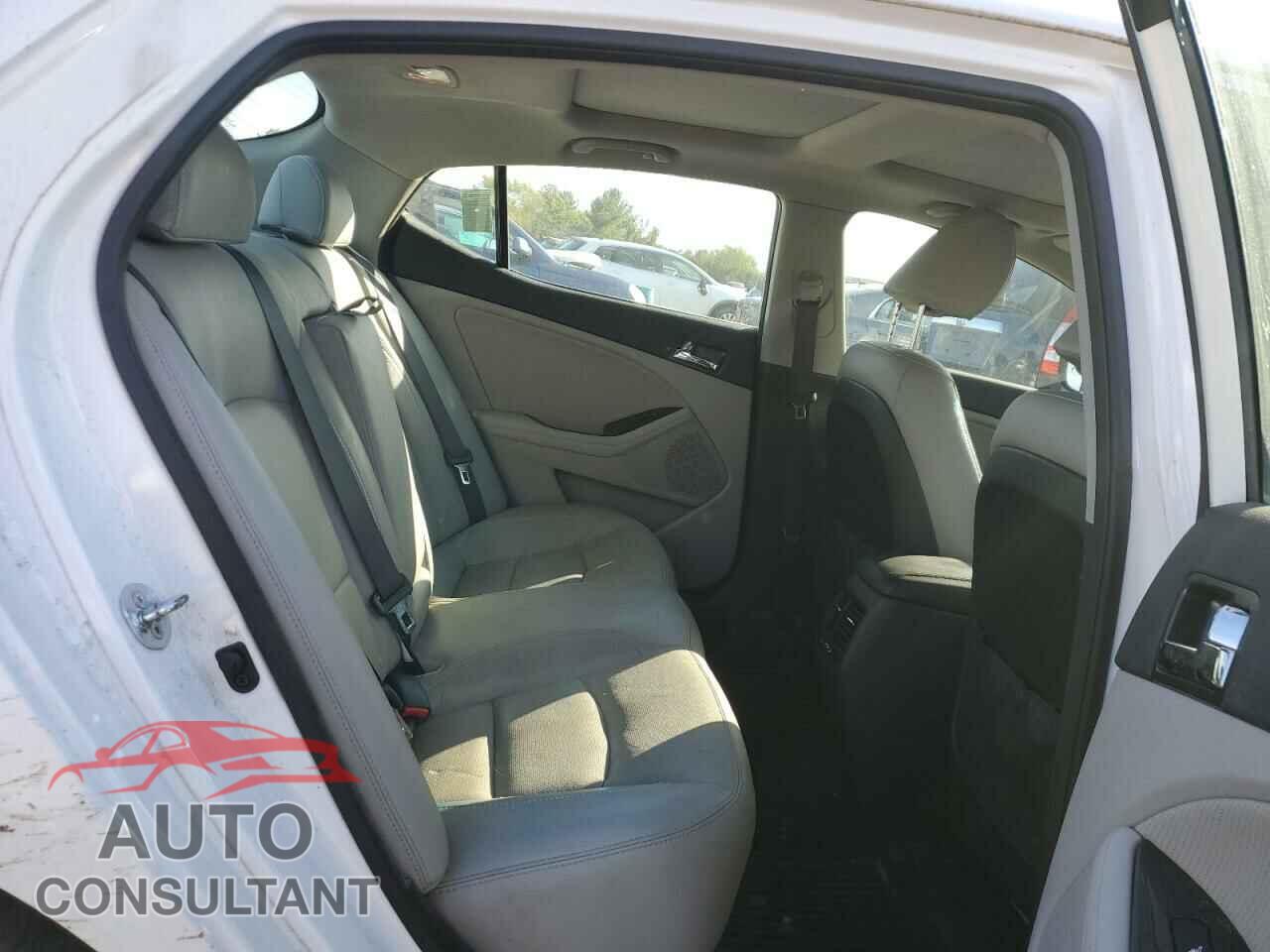KIA OPTIMA 2012 - 5XXGN4A64CG014724