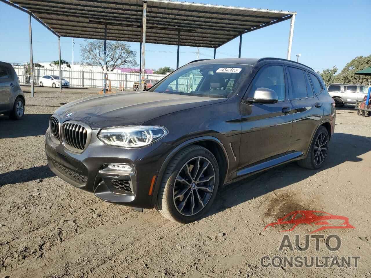 BMW X3 2018 - 5UXTS3C56J0Y96949