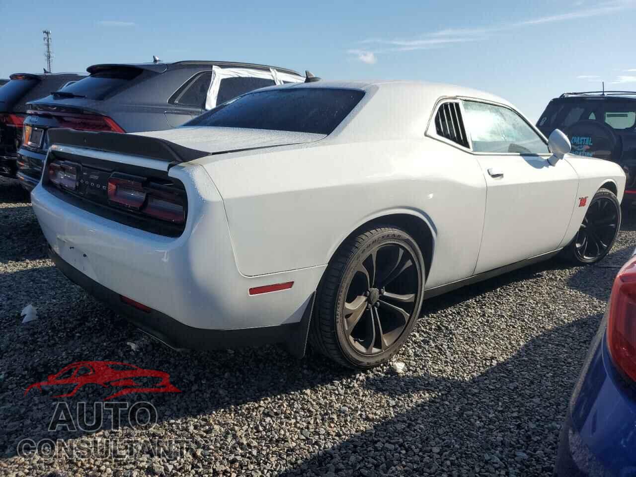 DODGE CHALLENGER 2015 - 2C3CDZAT6FH788306