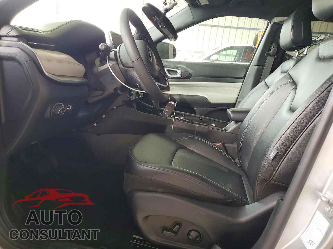 JEEP COMPASS 2025 - 3C4NJDCN4ST579131