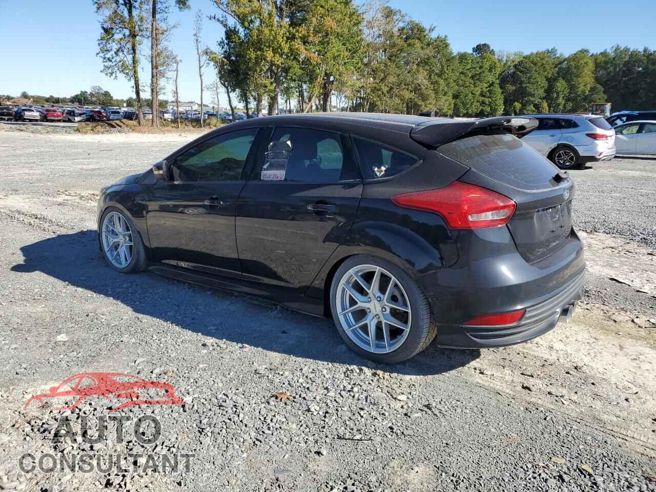 FORD FOCUS 2017 - 1FADP3L98HL334656