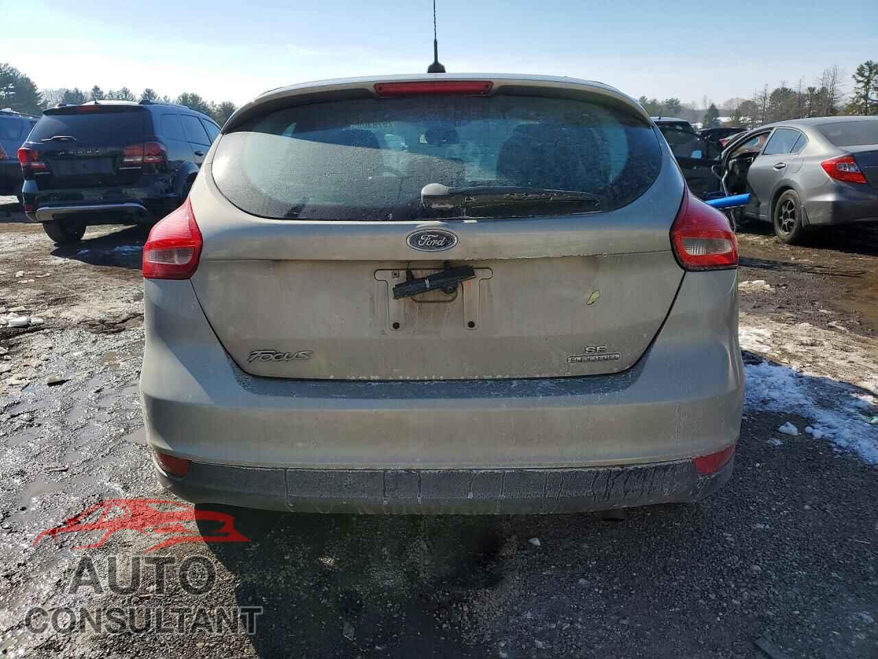 FORD FOCUS 2015 - 1FADP3K20FL292470