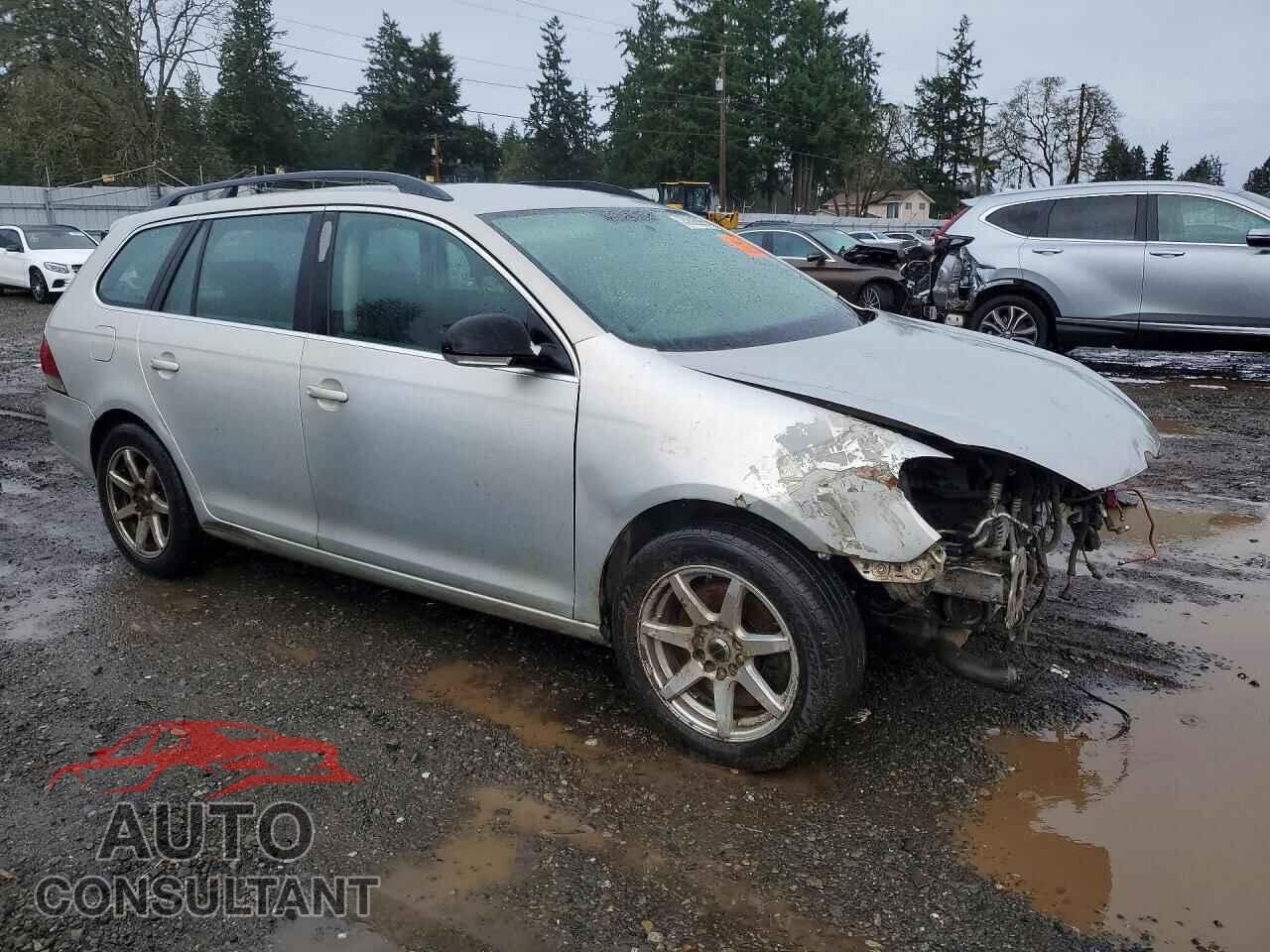 VOLKSWAGEN JETTA 2010 - 3VWPL7AJ2AM685295