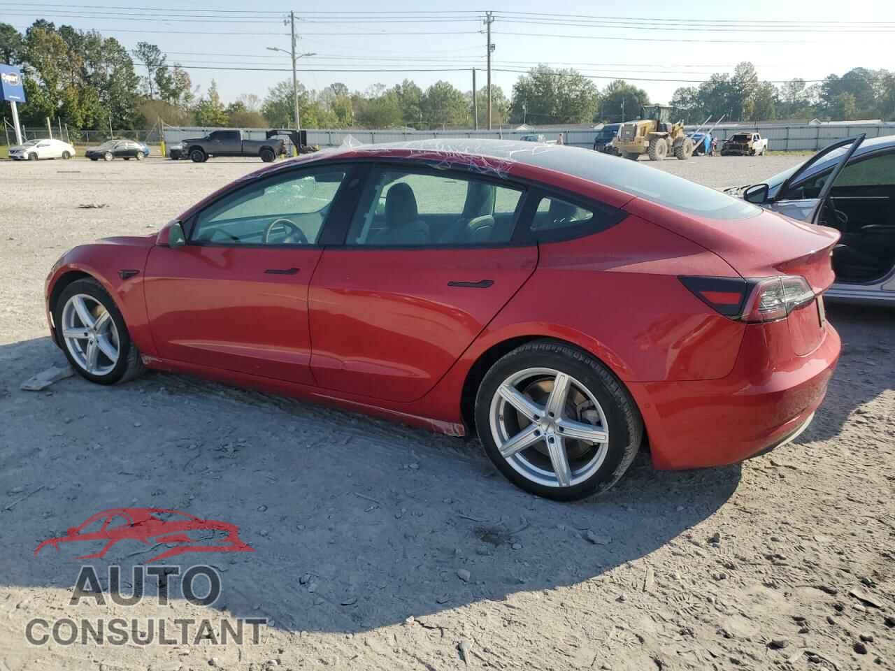 TESLA MODEL 3 2021 - 5YJ3E1EA4MF096390