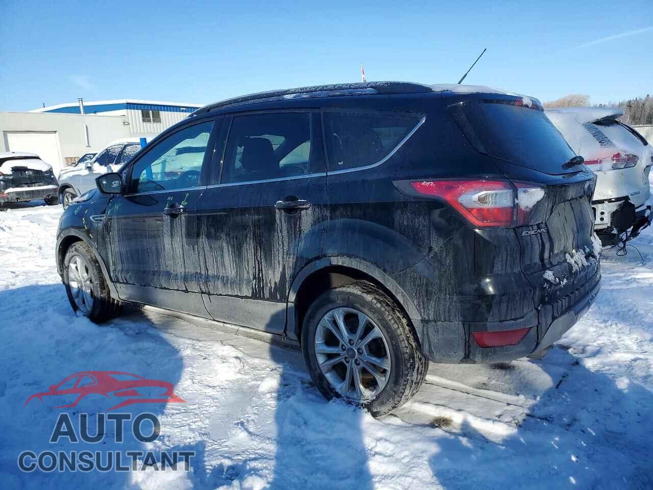 FORD ESCAPE 2017 - 1FMCU0GD8HUB47645