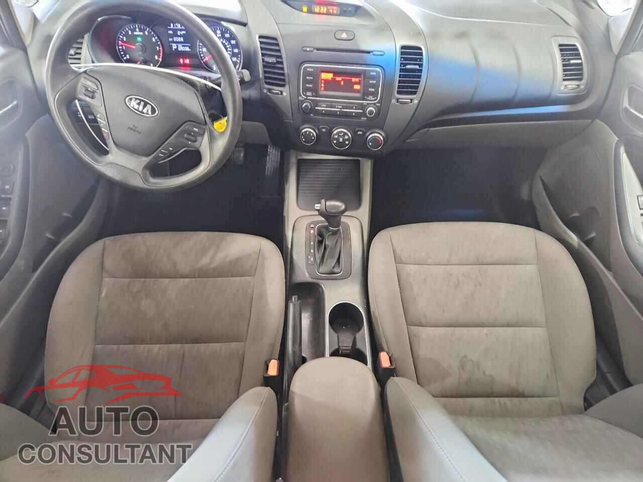 KIA FORTE 2015 - KNAFK4A66F5407375