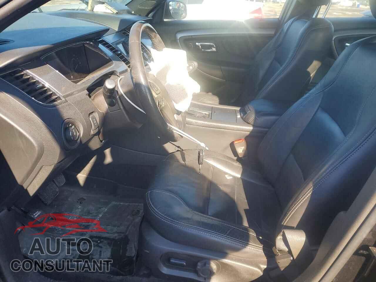 FORD TAURUS 2015 - 1FAHP2E83FG183571