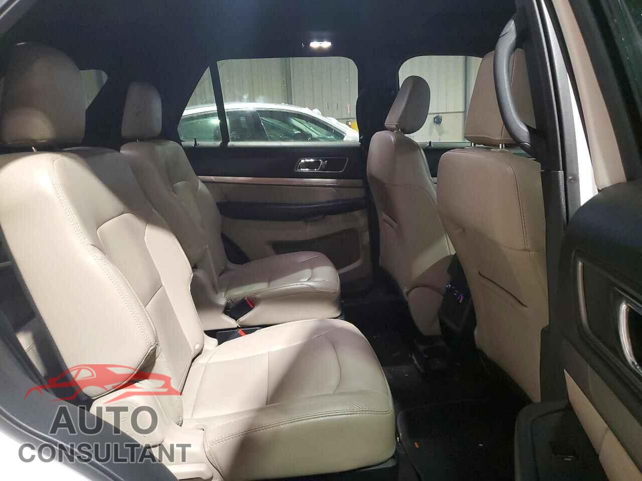 FORD EXPLORER 2019 - 1FM5K7D88KGA36145