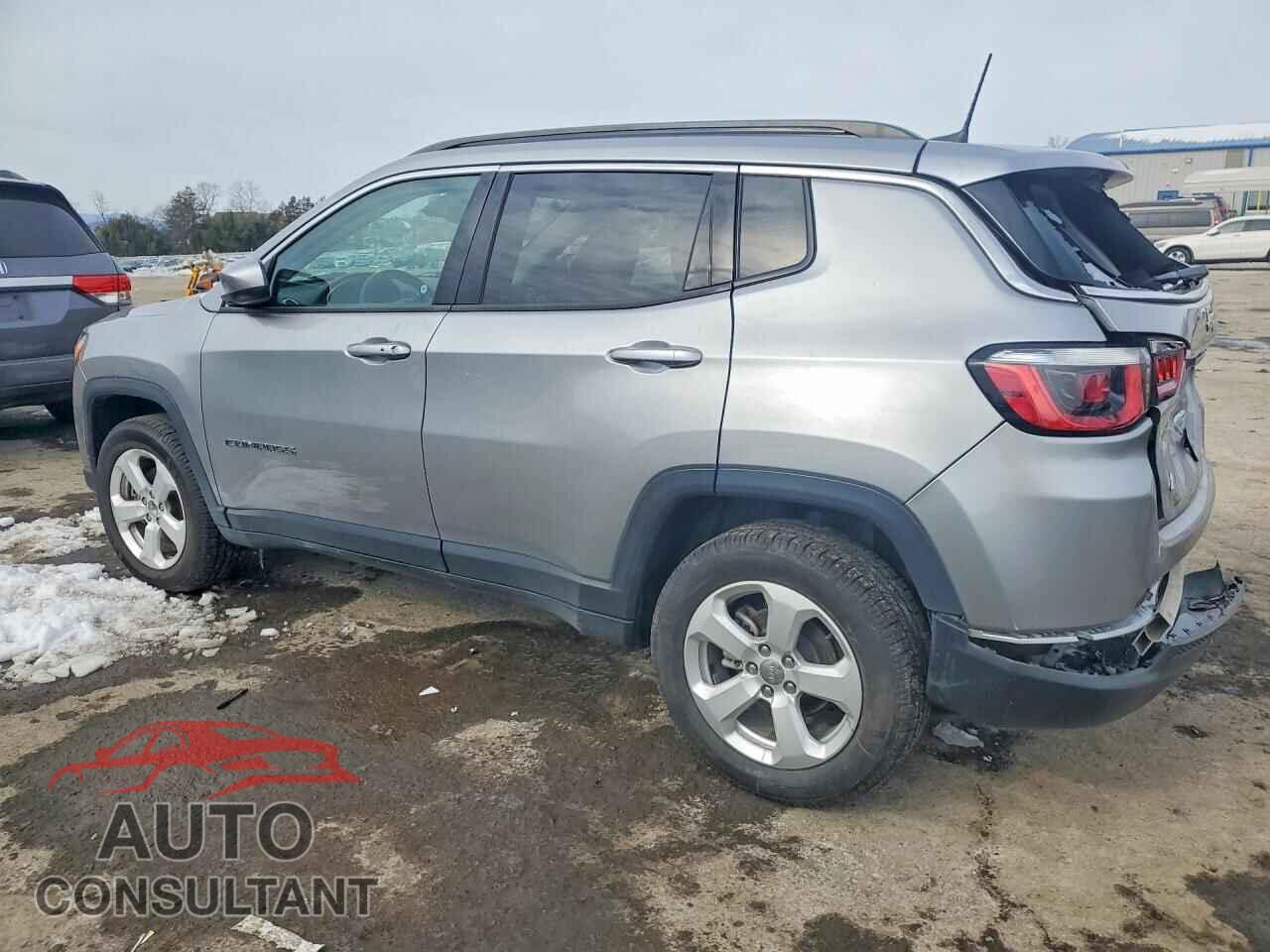 JEEP COMPASS 2018 - 3C4NJDBB4JT484297
