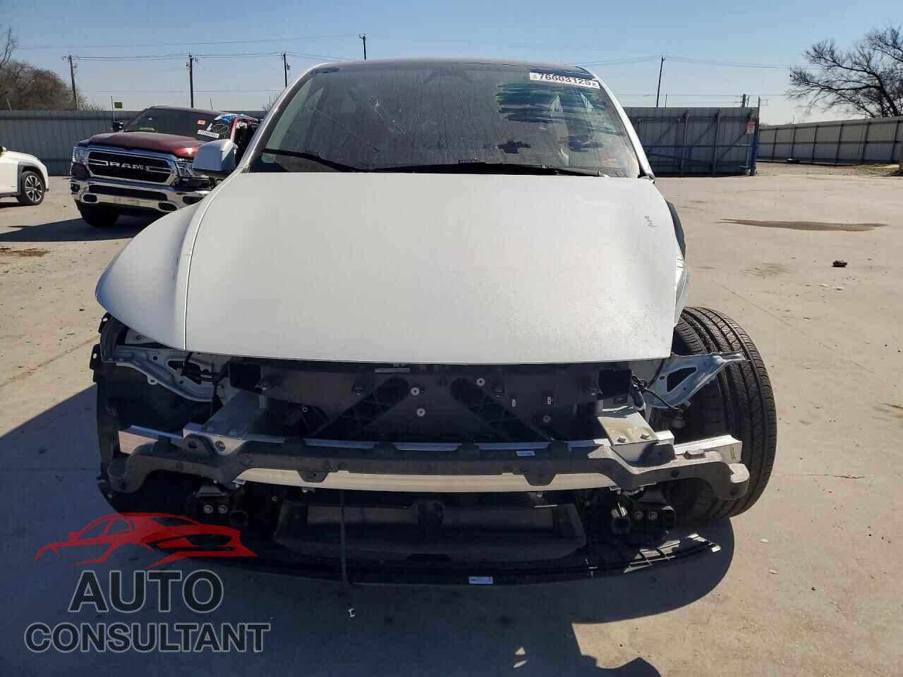 TESLA MODEL Y 2026 - 7SAYGDED4TF432097
