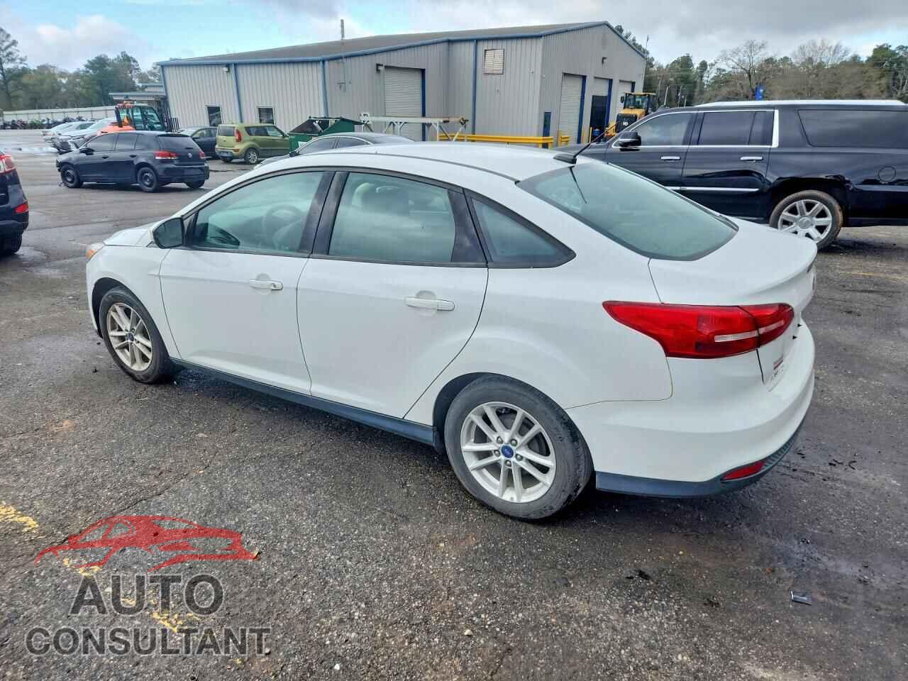 FORD FOCUS 2017 - 1FADP3F20HL280364