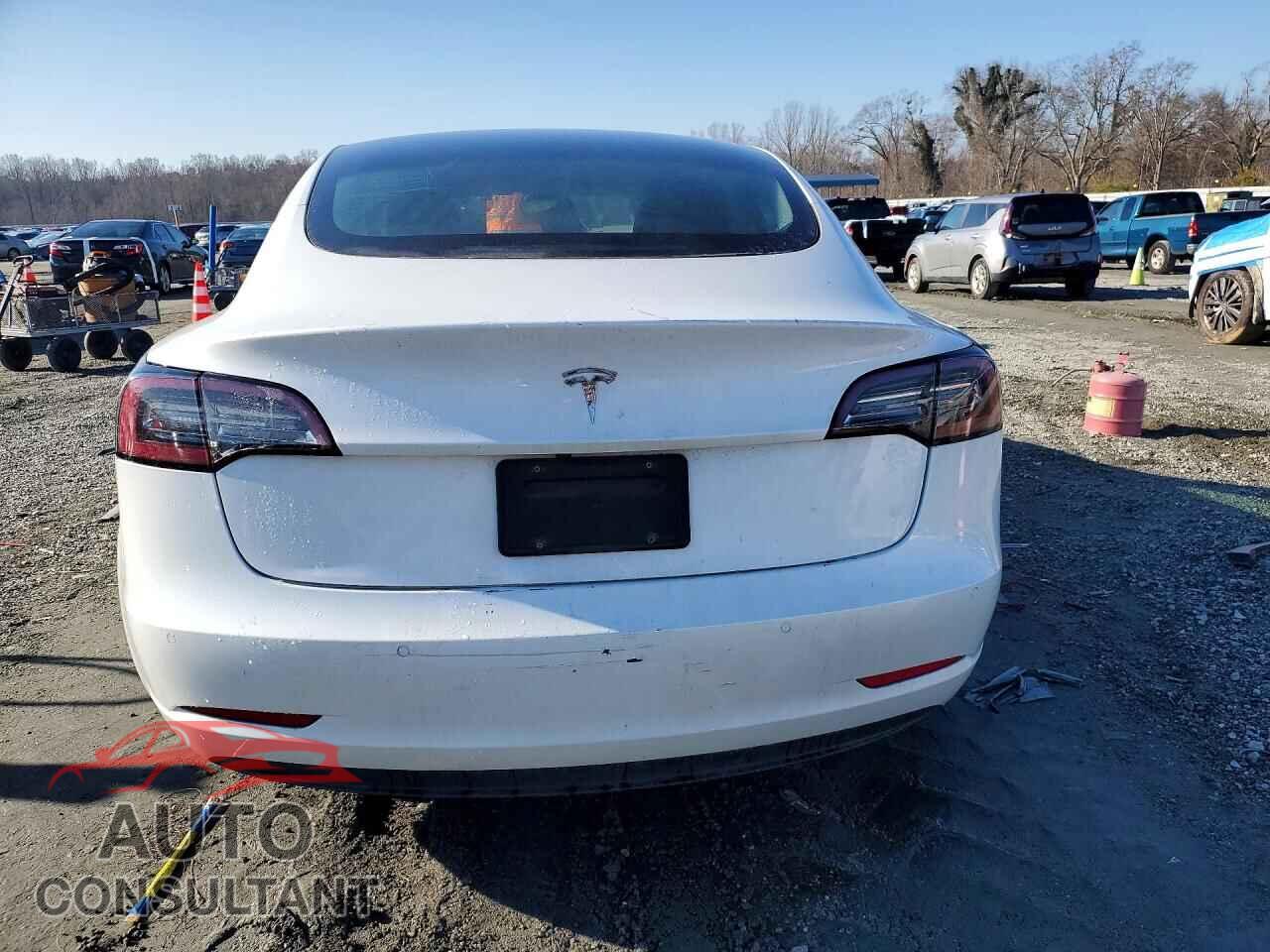 TESLA MODEL 3 2021 - 5YJ3E1EA2MF085761