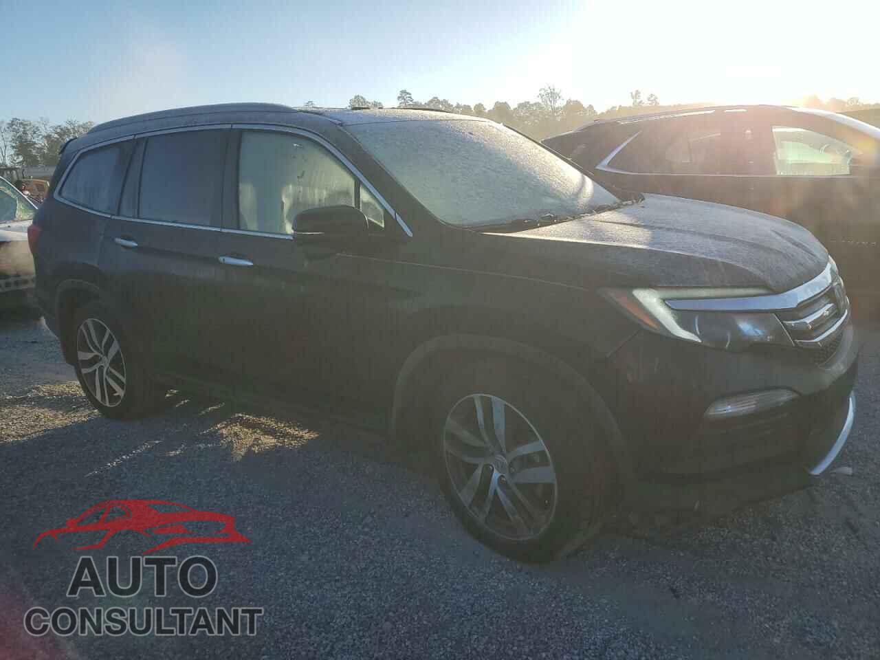 HONDA PILOT 2017 - 5FNYF6H95HB014268