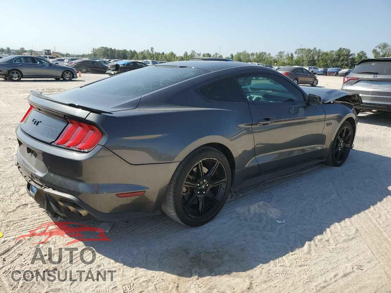 FORD MUSTANG 2018 - 1FA6P8CF5J5128622