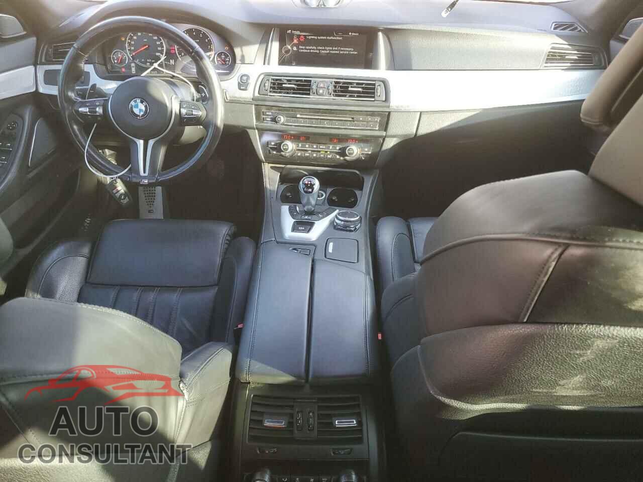 BMW M5 2015 - WBSFV9C52FD594673