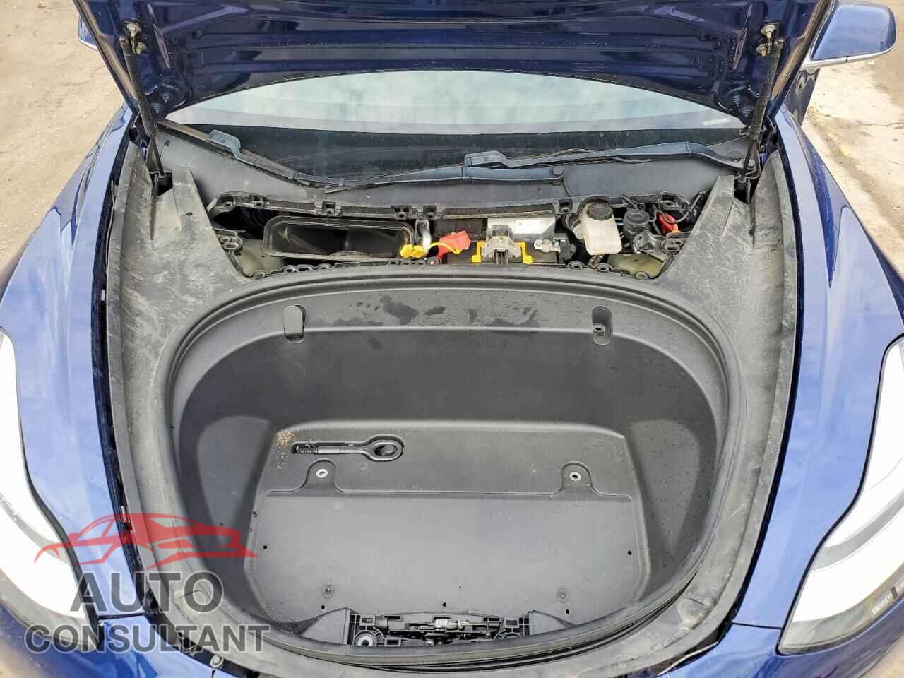 TESLA MODEL 3 2018 - 5YJ3E1EB2JF064669