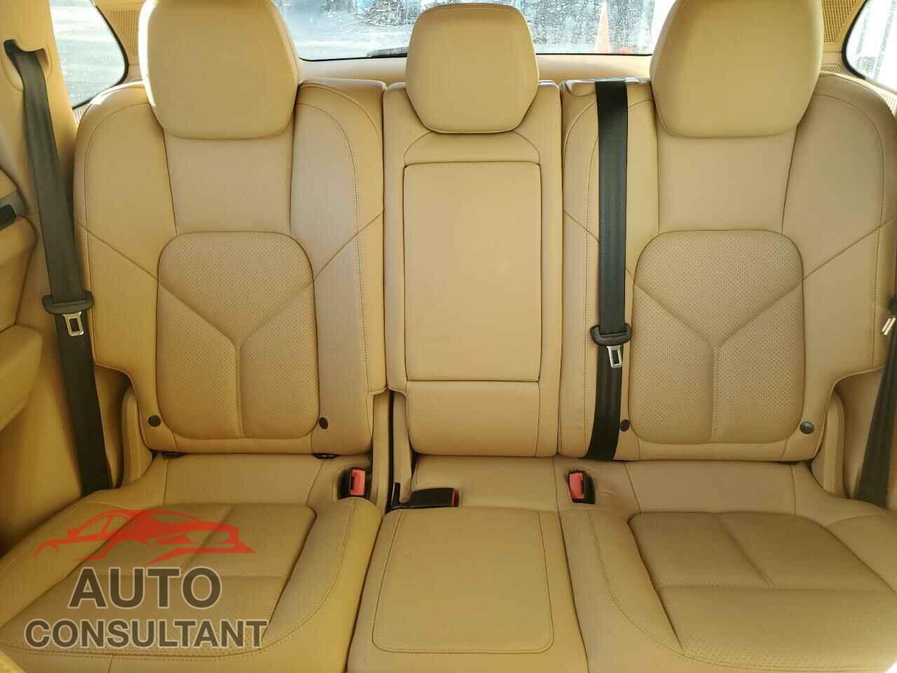 PORSCHE CAYENNE 2013 - WP1AB2A2XDLA84535