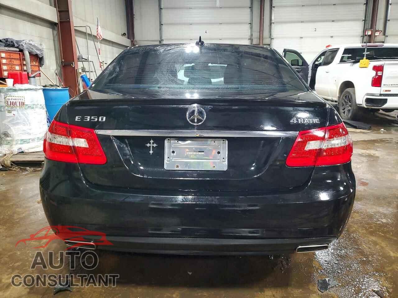 MERCEDES-BENZ E-CLASS 2011 - WDDHF8HB4BA430185