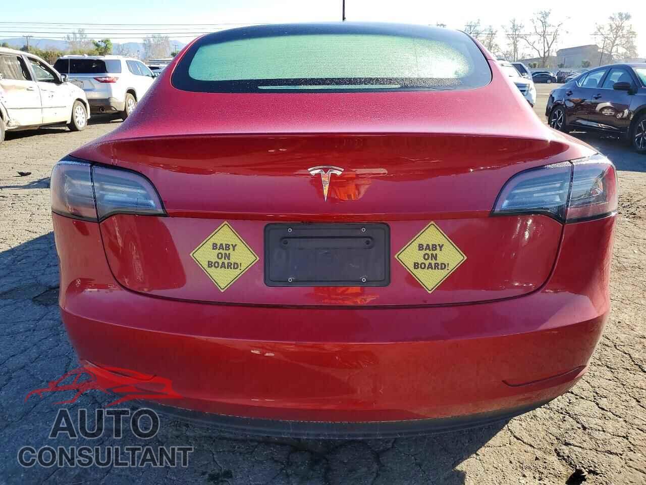TESLA MODEL 3 2022 - 5YJ3E1EA9NF375240