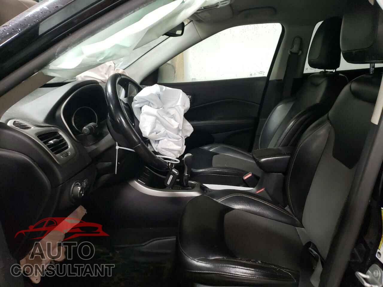 JEEP COMPASS 2019 - 3C4NJCBB2KT840712