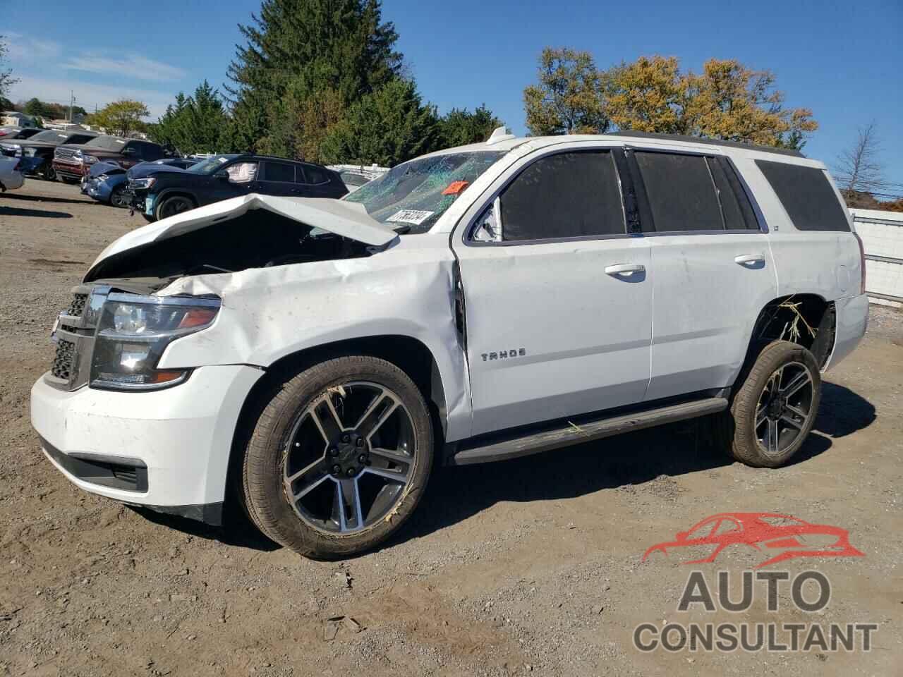 CHEVROLET TAHOE 2018 - 1GNSKBKC3JR304420