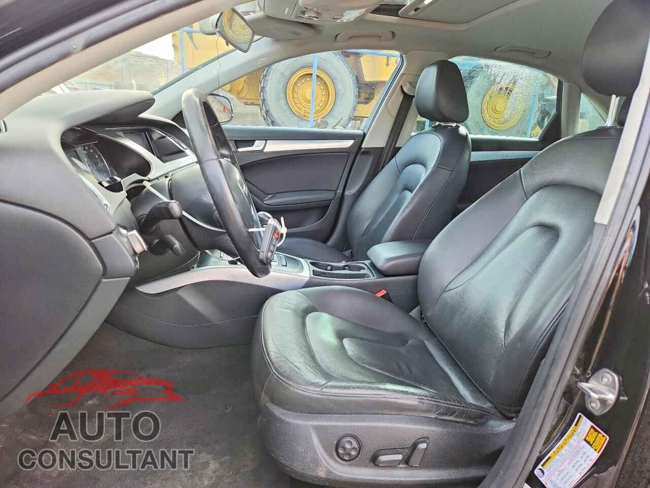 AUDI A4 2012 - WAUBFAFL9CN008178
