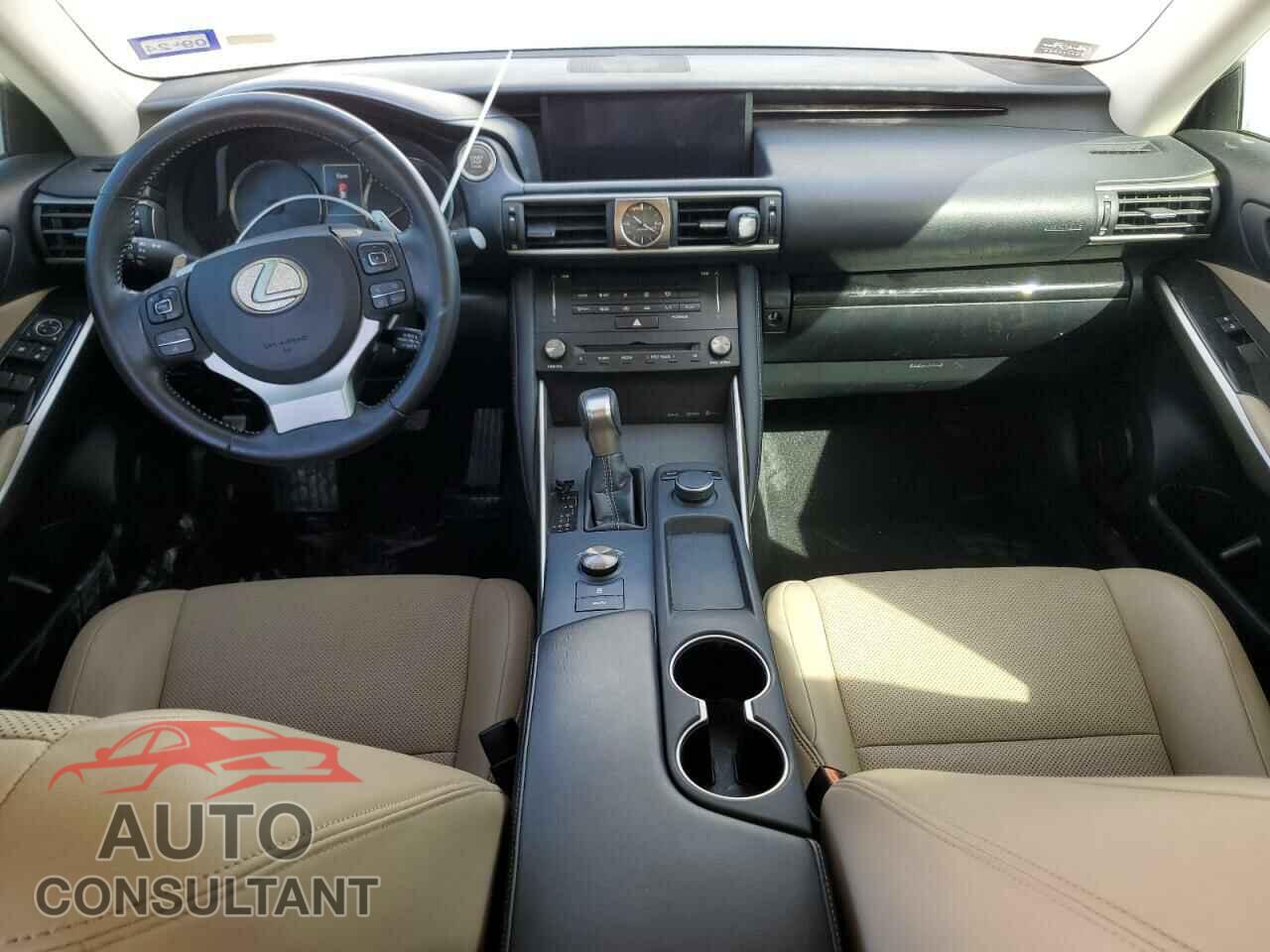 LEXUS IS 2018 - JTHBA1D23J5076404