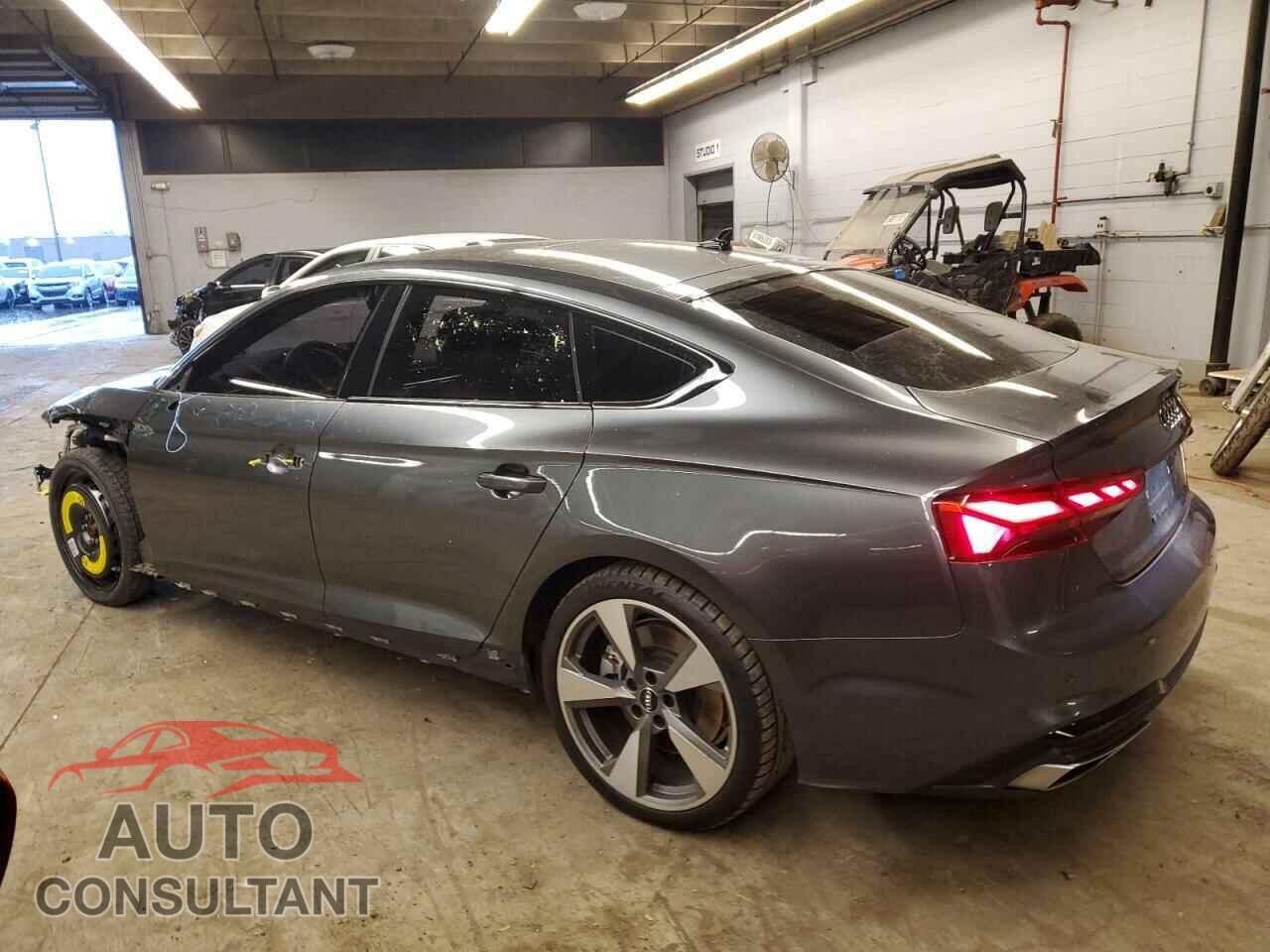 AUDI A5 2021 - WAUFADF53MA010259