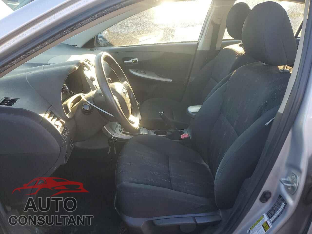 TOYOTA COROLLA 2011 - 2T1BU4EEXBC643280