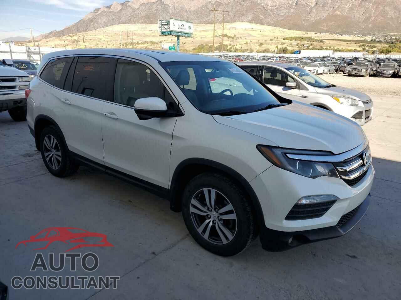HONDA PILOT 2017 - 5FNYF6H54HB097107