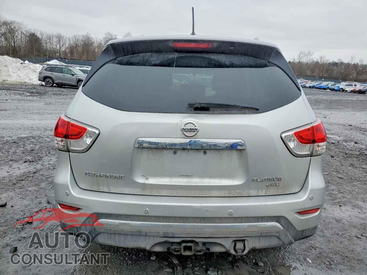 NISSAN PATHFINDER 2013 - 5N1AR2MM2DC616933