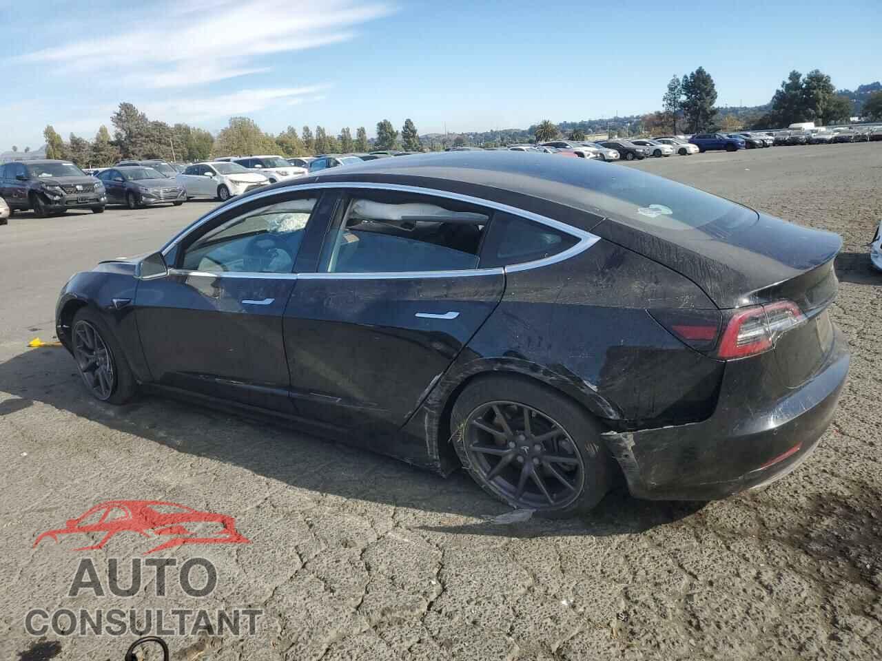 TESLA MODEL 3 2018 - 5YJ3E1EA3JF172130
