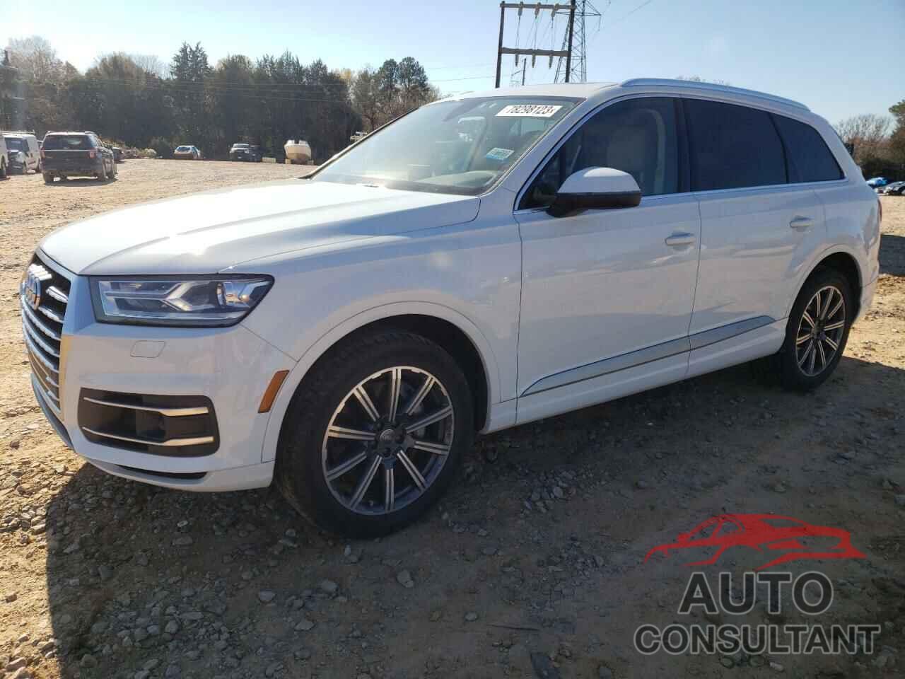 AUDI Q7 2017 - WA1LAAF71HD011365