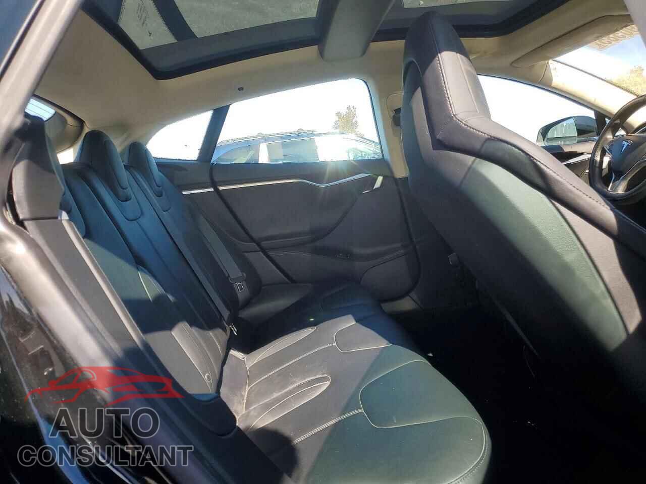 TESLA MODEL S 2014 - 5YJSA1H17EFP32269