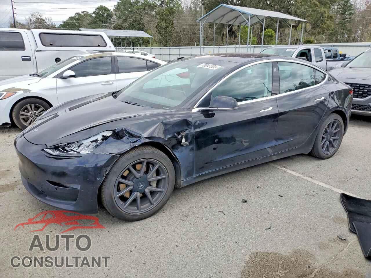 TESLA MODEL 3 2018 - 5YJ3E1EA1JF070261