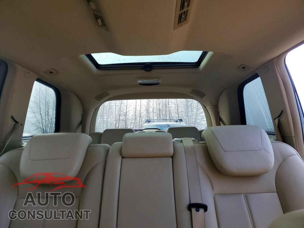 MERCEDES-BENZ GL-CLASS 2011 - 4JGBF7BE3BA694104