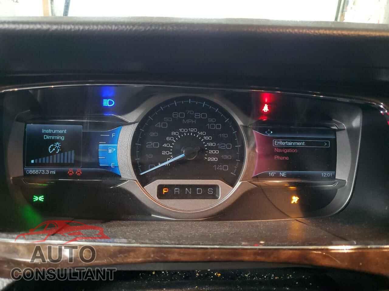 FORD TAURUS 2017 - 1FAHP2J89HG127191